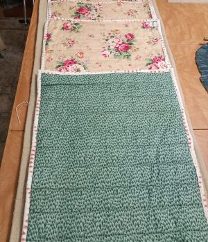 set of 4 floral/green placemats