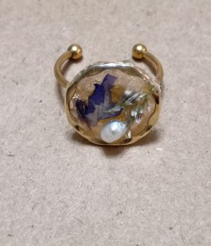 Gold Resin Ring with Dried Flowers and Saltwater Pearl
